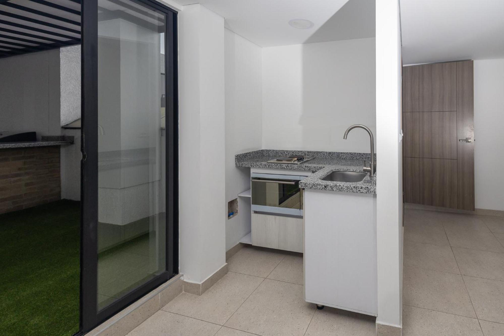Apartment Corferia/usa Embassy/beauty *